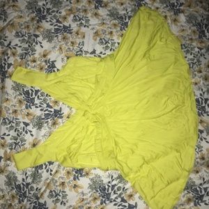 Neon green flowy summer tank✨✨